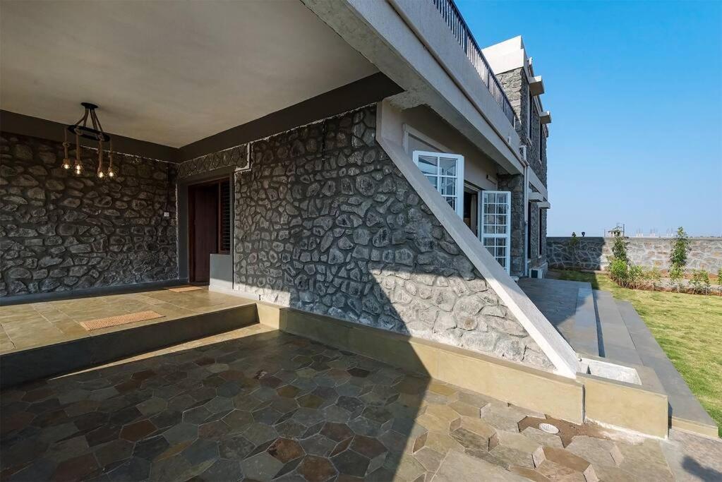 Stone Mansion By Phoenix Stays איגטפורי מראה חיצוני תמונה