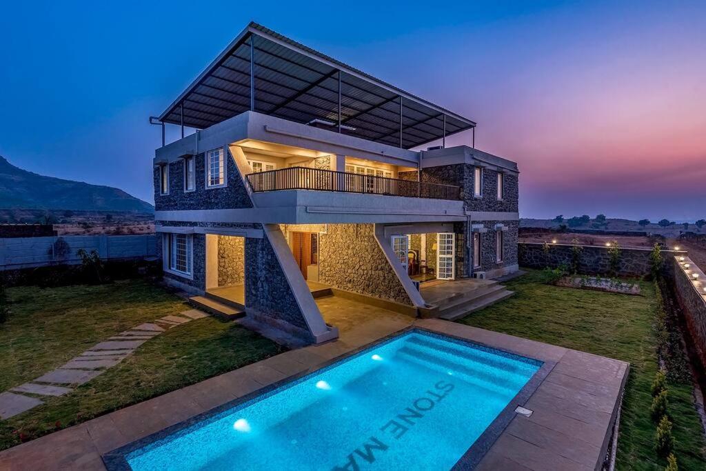Stone Mansion By Phoenix Stays איגטפורי מראה חיצוני תמונה