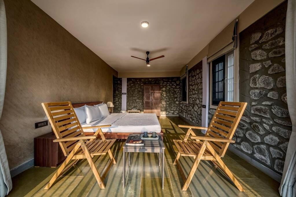 Stone Mansion By Phoenix Stays איגטפורי מראה חיצוני תמונה