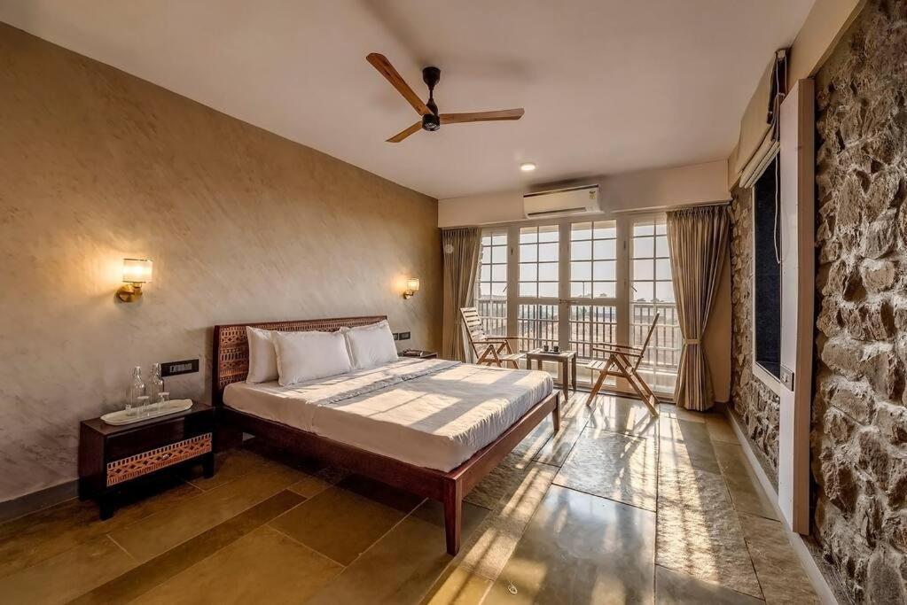 Stone Mansion By Phoenix Stays איגטפורי מראה חיצוני תמונה