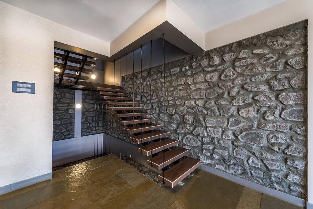 Stone Mansion By Phoenix Stays איגטפורי מראה חיצוני תמונה
